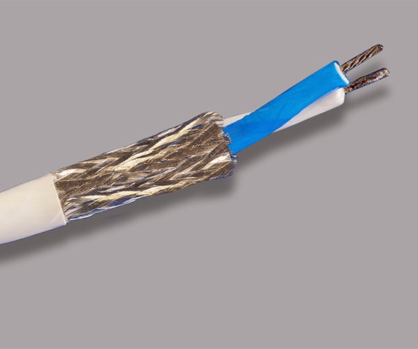 Shielded Twisted Pair Cables para Sistemas Terrestres Militares